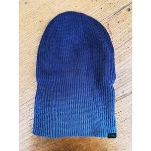 LEVI'S - NWT Slouch Beanie